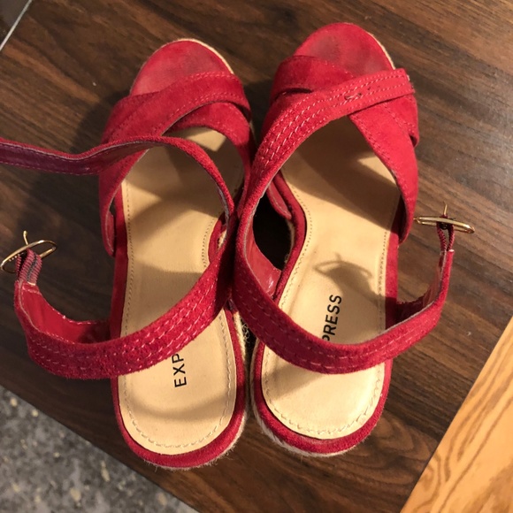 Express Wedge Sandals Size 6 - Picture 3 of 4